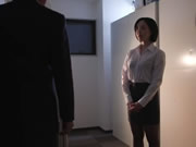 讓她持續屈辱絶頂的職場女職員 三宮椿
